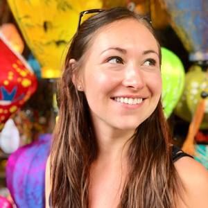 Meet your Posher, Julia